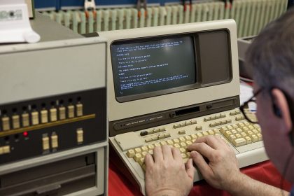 Turn Plain Text into ASCII Art: A Beginner's Guide